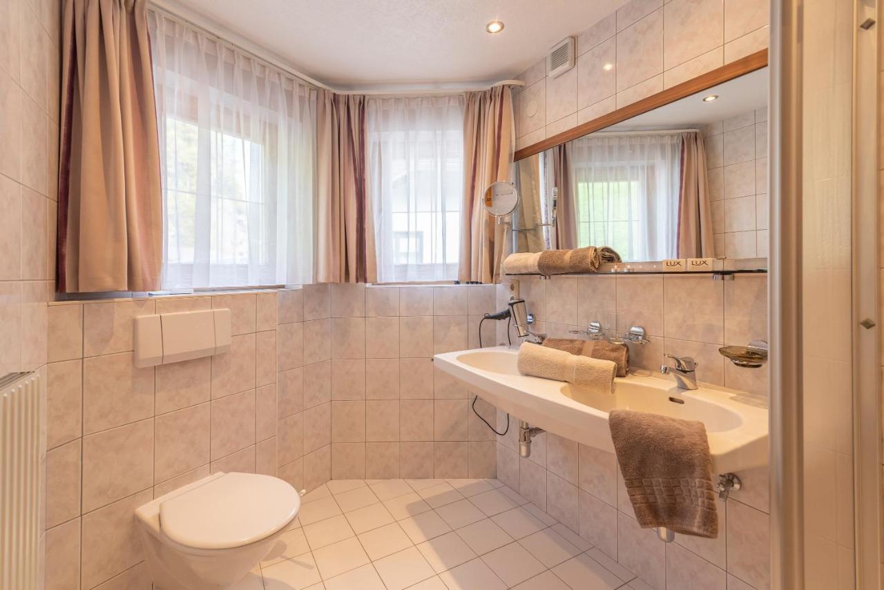 Haus Angela Hotel Капл Екстериор снимка