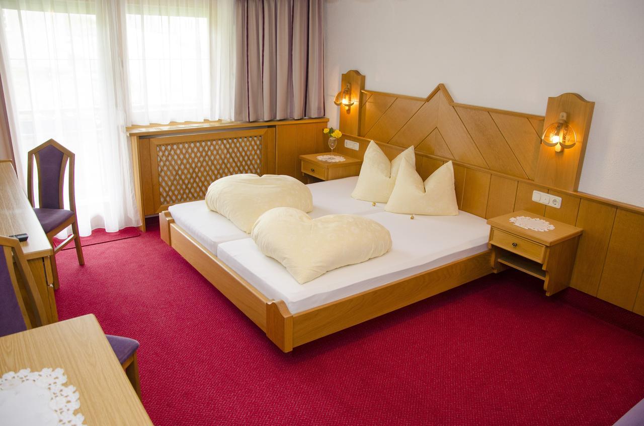 Haus Angela Hotel Капл Екстериор снимка
